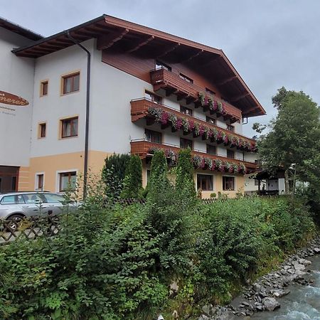 Hotel Sommerer - Inklusive Joker Card Im Sommer Saalbach-Hinterglemm Exteriör bild
