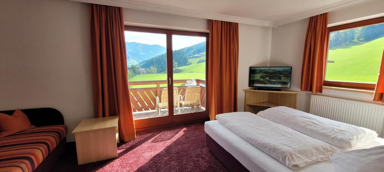Hotel Sommerer - Inklusive Joker Card Im Sommer Saalbach-Hinterglemm Exteriör bild