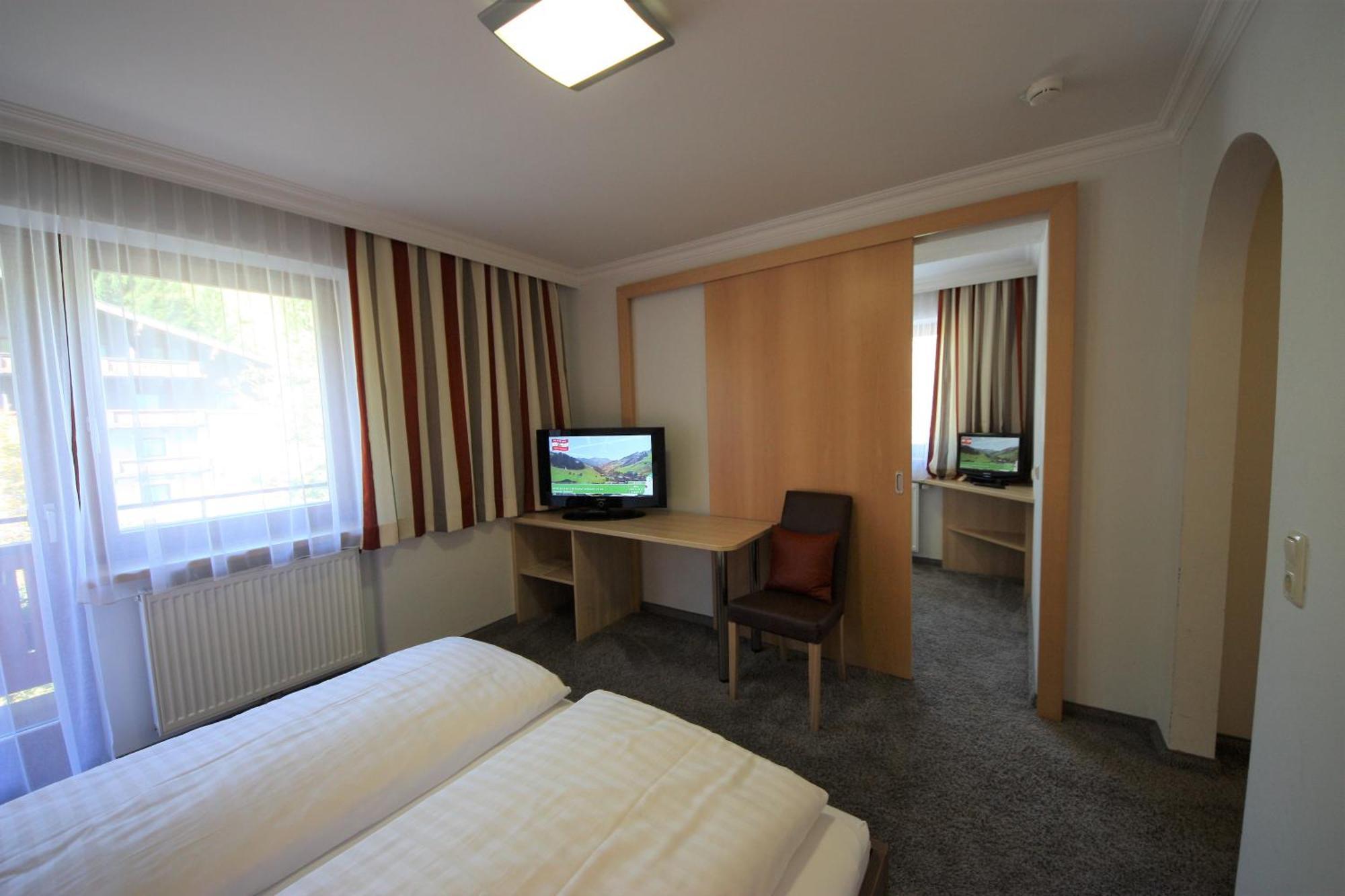 Hotel Sommerer - Inklusive Joker Card Im Sommer Saalbach-Hinterglemm Exteriör bild
